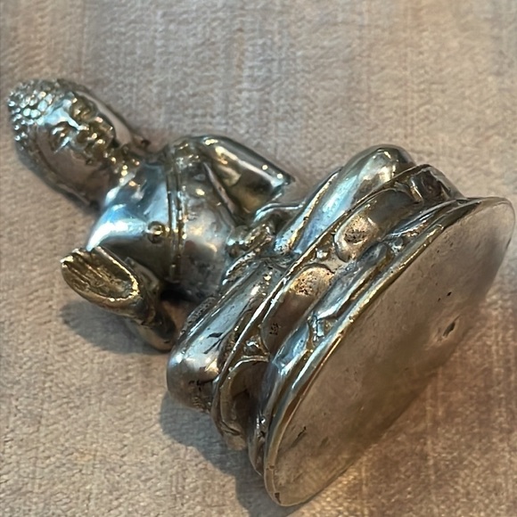 Vintage Silver Buddha Hand Raised - Picture 11 of 12